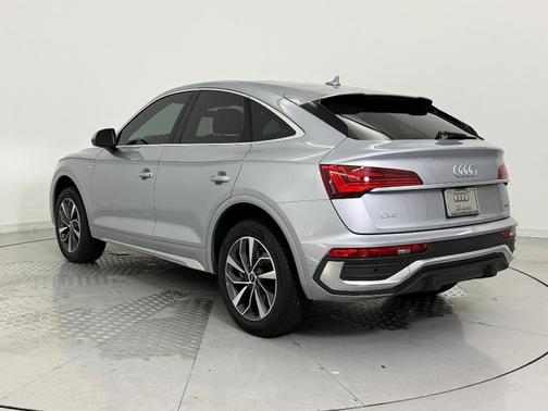 2023 Audi Q5 45 S line Premium
