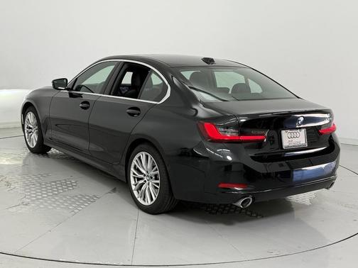 2024 BMW 330 i