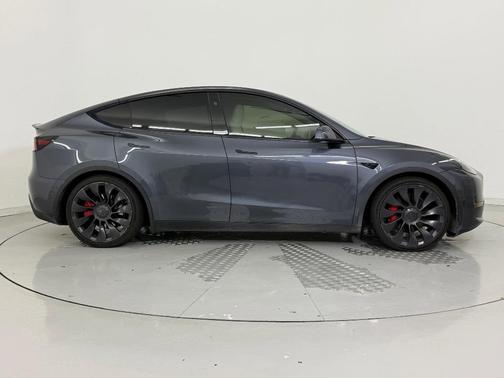 2023 Tesla Model Y Performance Dual Motor All-Wheel Drive
