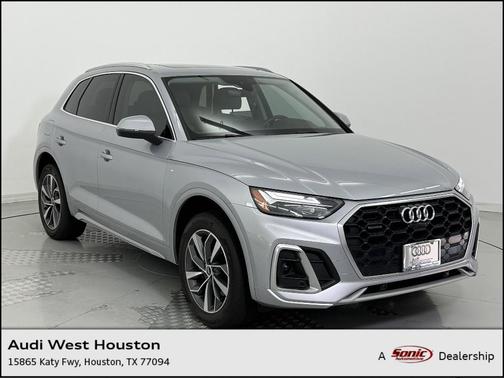 2022 Audi Q5 45 S line Premium Plus