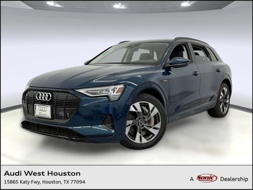 2021 Audi e-tron Premium
