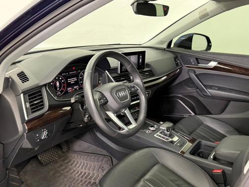 2018 Audi Q5 2.0T Premium Plus
