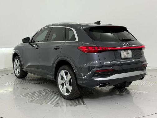 2025 Audi Q5 Premium Plus TFSI quattro S tronic