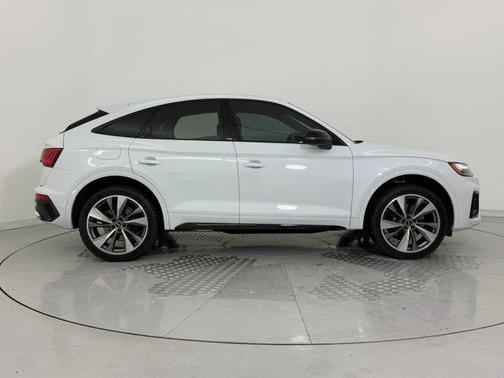 2022 Audi SQ5 3.0T Premium Plus