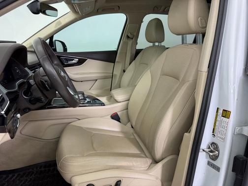 2019 Audi Q7 55 Prestige