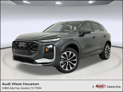 2026 Audi Q3 S line