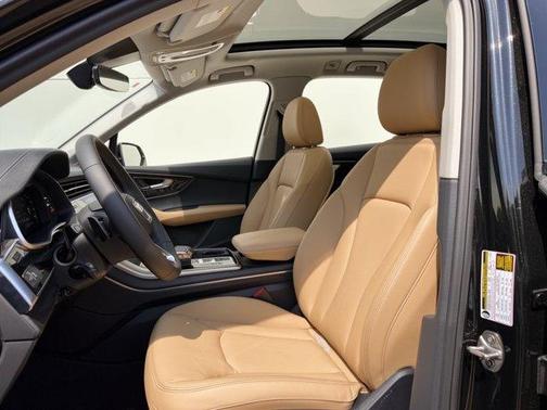 Mythos Black Metallic 2026 Audi Q7 45 Premium