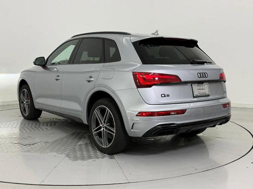 2024 Audi Q5 55 S line Premium Plus