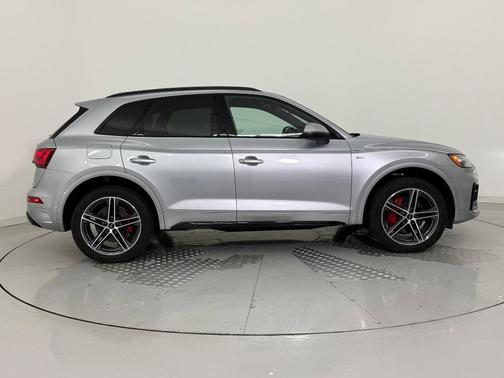 2024 Audi Q5 55 S line Premium Plus