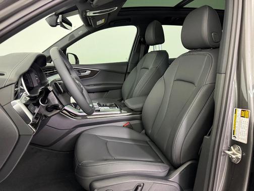 2026 Audi Q7 45 Premium