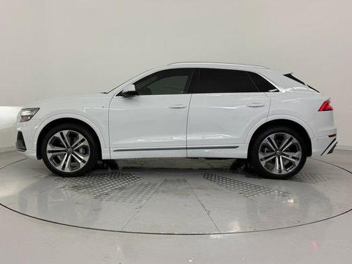 2021 Audi Q8 55 Prestige