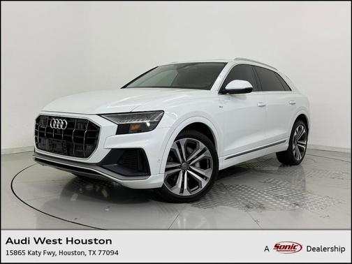 2021 Audi Q8 55 Prestige