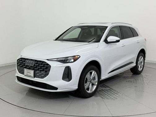 2025 Audi Q5 Premium