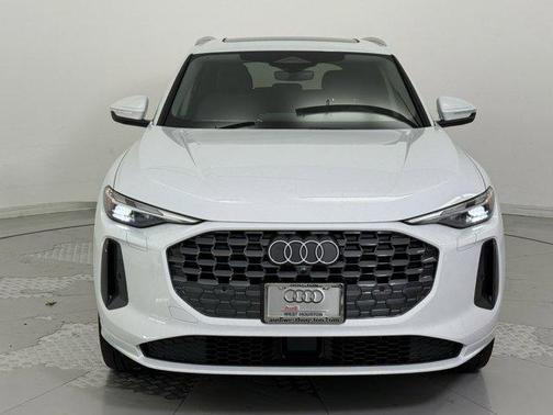 2025 Audi Q5 Premium