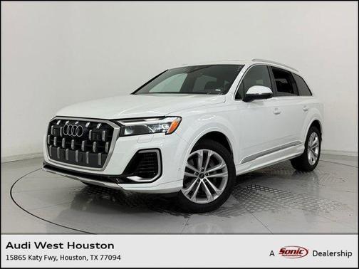 2025 Audi Q7 55 Premium Plus