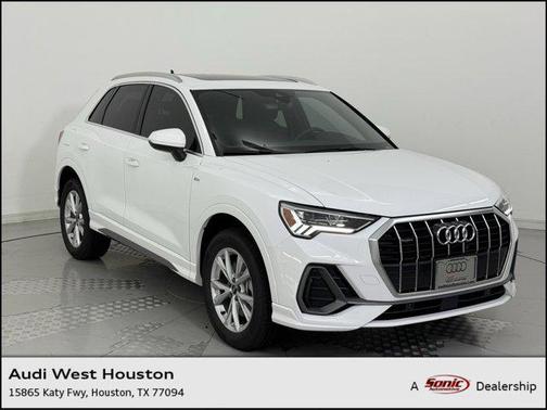 2025 Audi Q3 Premium 45 TFSI S line quattro Tiptronic