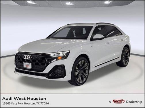 Glacier White Metallic 2026 Audi Q8 55 Premium Plus