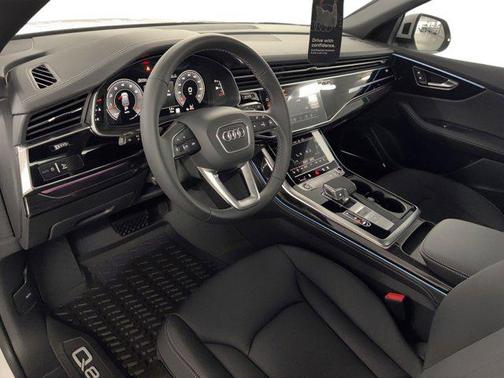 Glacier White Metallic 2026 Audi Q8 55 Premium Plus