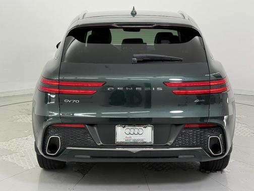 2022 Genesis GV70 2.5T AWD