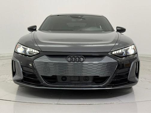 2023 Audi e-tron GT Premium Plus quattro