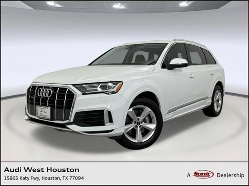2023 Audi Q7 45 Premium