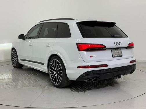 Glacier White Metallic 2026 Audi SQ7 4.0T Premium Plus