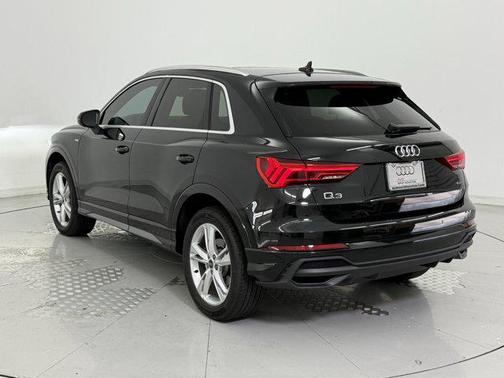 2024 Audi Q3 Premium 45 TFSI S line quattro Tiptronic