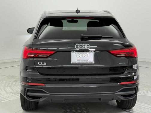 2024 Audi Q3 Premium 45 TFSI S line quattro Tiptronic