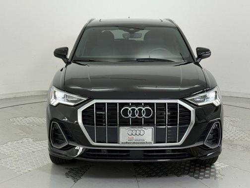 2024 Audi Q3 Premium 45 TFSI S line quattro Tiptronic