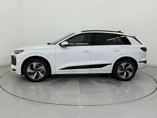 2025 Audi Q6 e-tron Premium Plus quattro