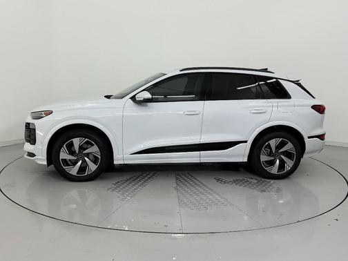 2025 Audi Q6 e-tron Premium Plus quattro