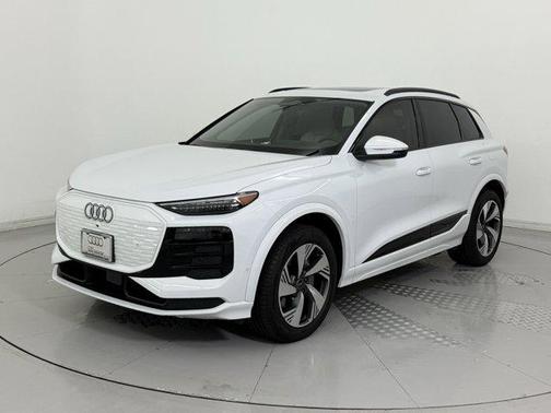 2025 Audi Q6 e-tron Premium Plus quattro