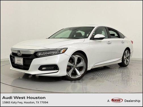Platinum White Pearl 2018 Honda Accord Touring 2.0T