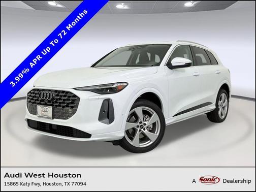 Glacier White Metallic 2026 Audi Q5 Premium Plus TFSI quattro S tronic