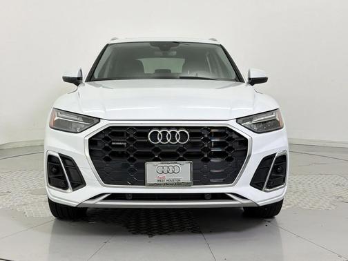 Glacier White Metallic 2024 Audi Q5 55 S line Premium Plus