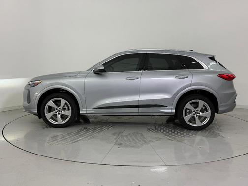 2025 Audi Q5 Premium Plus TFSI quattro S tronic