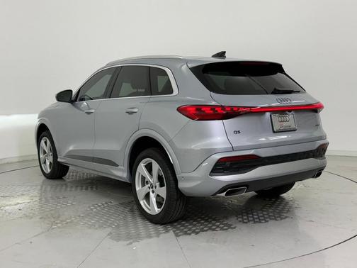 2025 Audi Q5 Premium Plus TFSI quattro S tronic