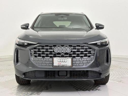 Tambora Gray Metallic 2026 Audi Q5 Premium Plus TFSI quattro S tronic