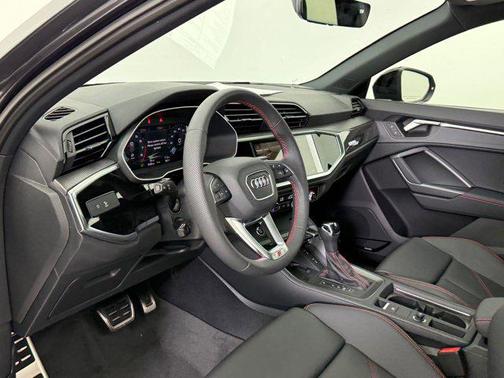 2025 Audi Q3 45 S line Premium Plus