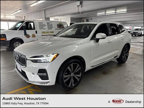 2023 Volvo XC60 B5 Plus Bright Theme