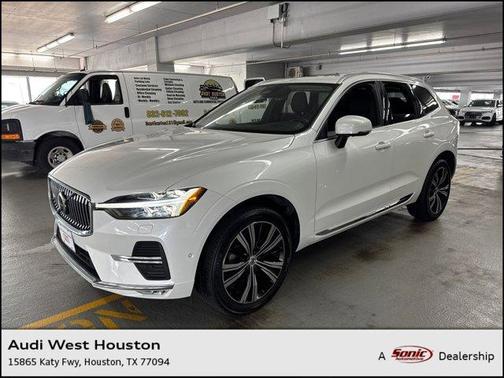 2023 Volvo XC60 B5 Plus Bright Theme