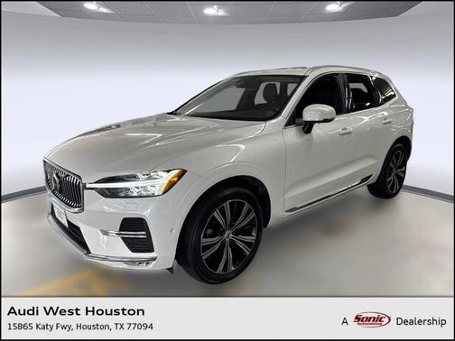 2023 Volvo XC60 B5 Plus Bright Theme
