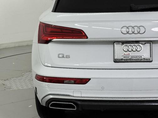 2022 Audi Q5 45 S line Premium