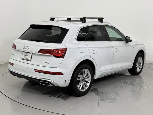 2022 Audi Q5 45 S line Premium