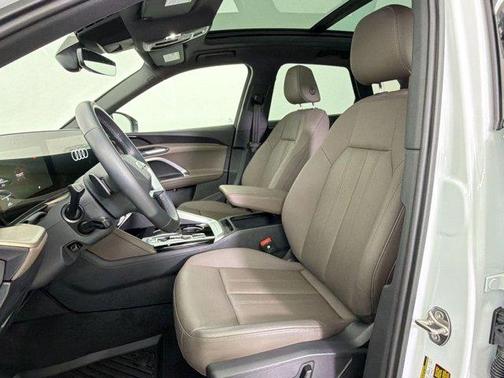 Arkona White 2025 Audi Q5 Premium TFSI quattro S tronic