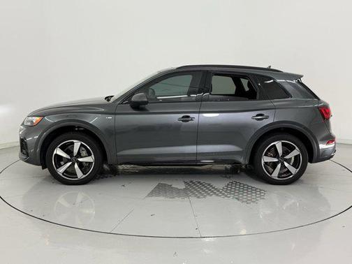 2022 Audi Q5 45 S line Premium Plus