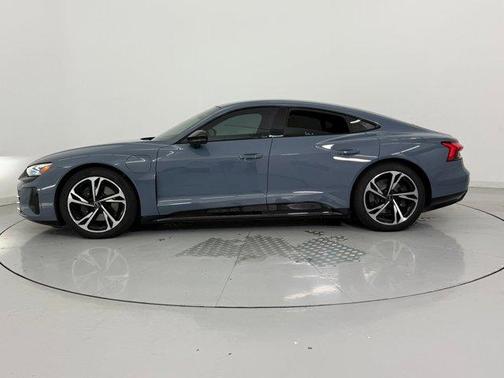 2023 Audi e-tron GT Premium Plus quattro