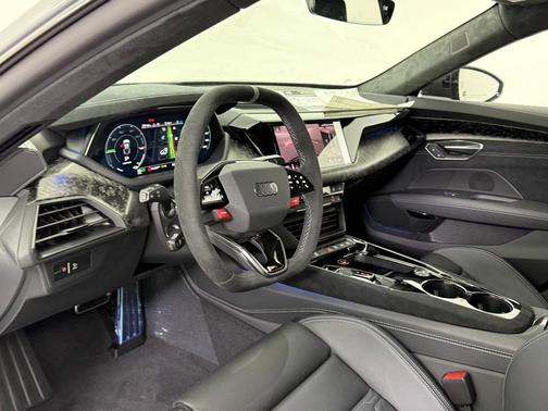 2026 Audi RS e-tron GT quattro