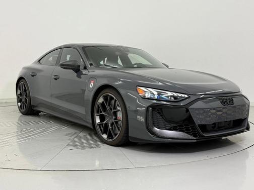 2026 Audi RS e-tron GT quattro