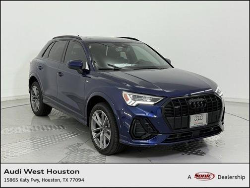 2025 Audi Q3 Premium 45 TFSI S line quattro Tiptronic
